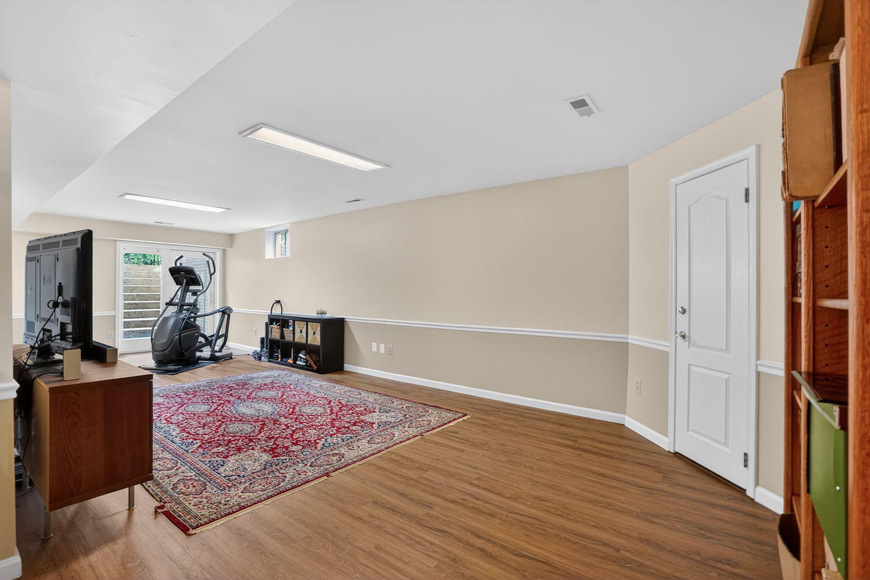CENTURY OAK - Residential