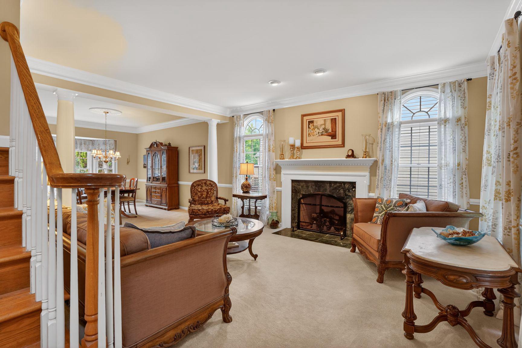 CENTURY OAK - Residential