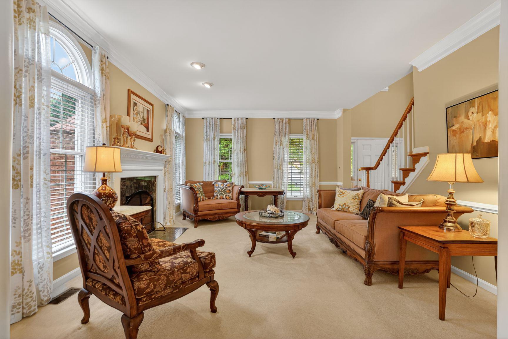 CENTURY OAK - Residential