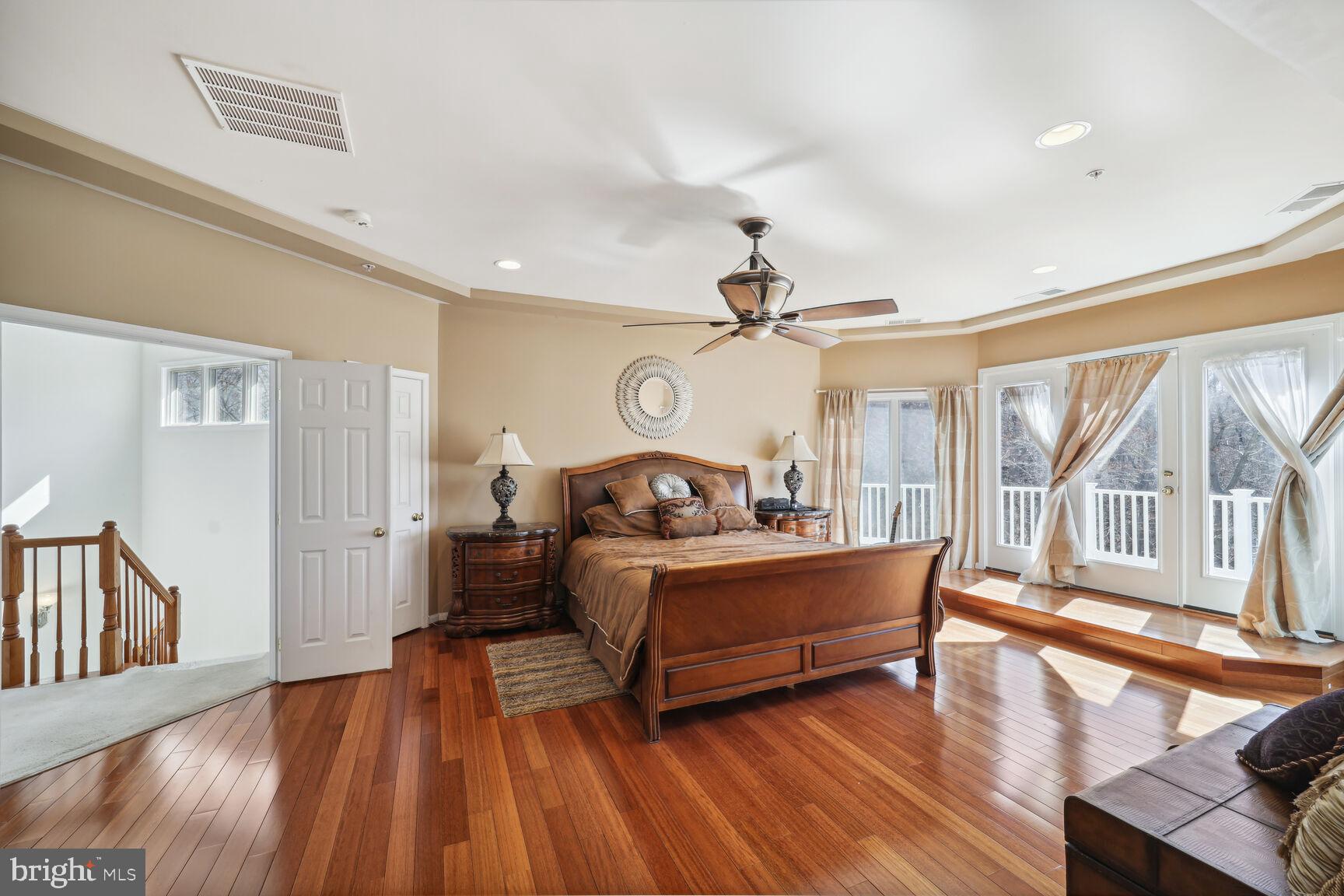 TANTALLON ON THE POTOMAC - Residential