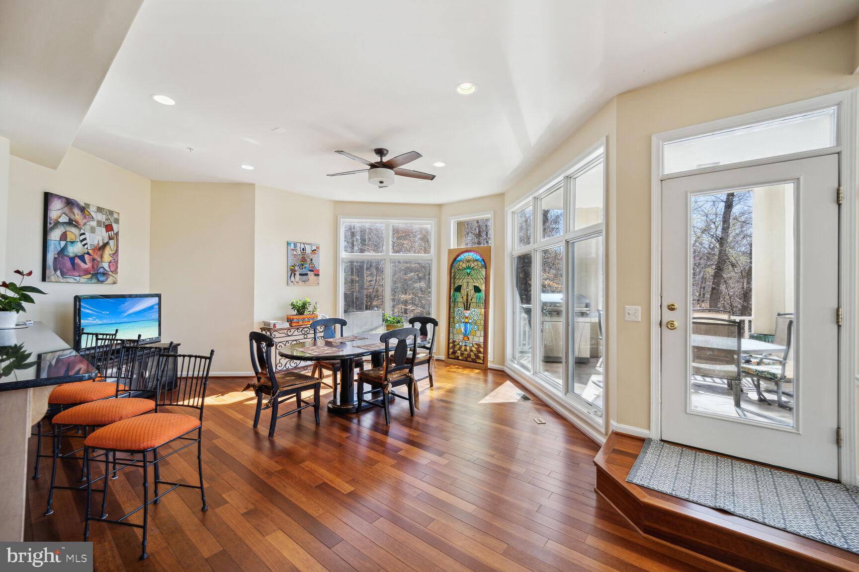 TANTALLON ON THE POTOMAC - Residential