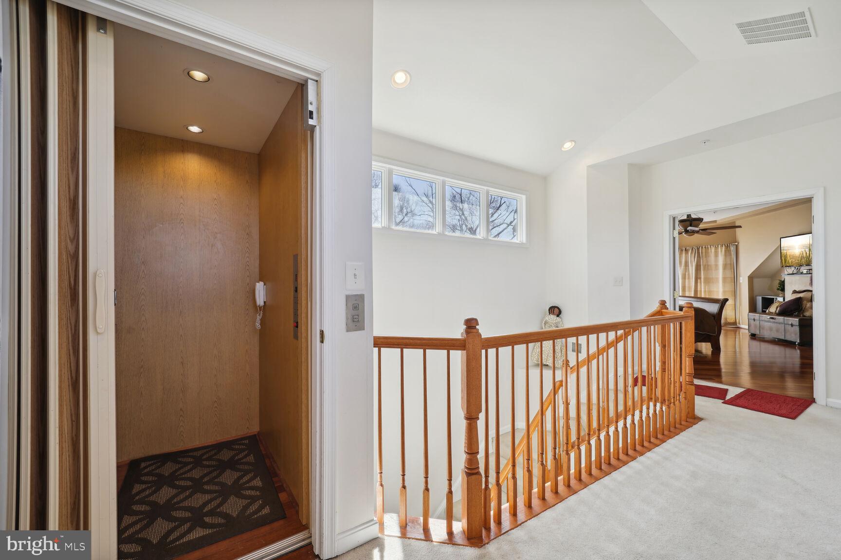 TANTALLON ON THE POTOMAC - Residential