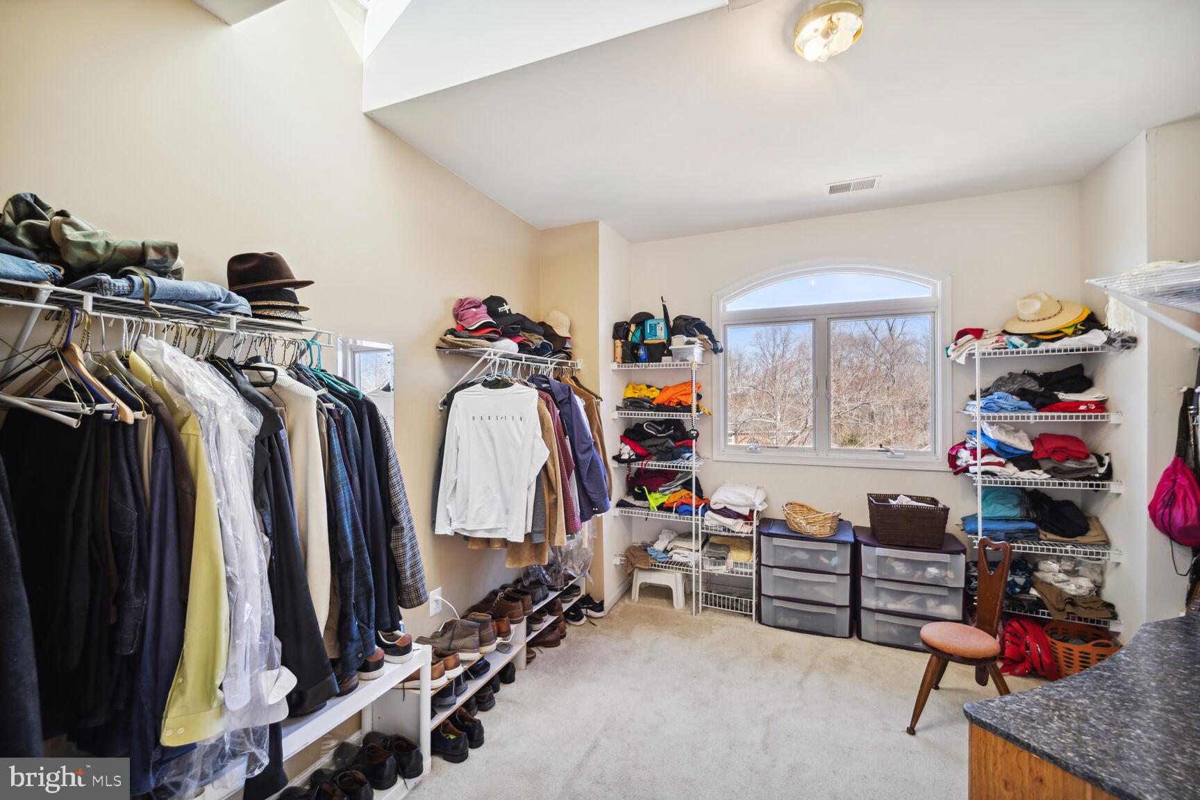 TANTALLON ON THE POTOMAC - Residential