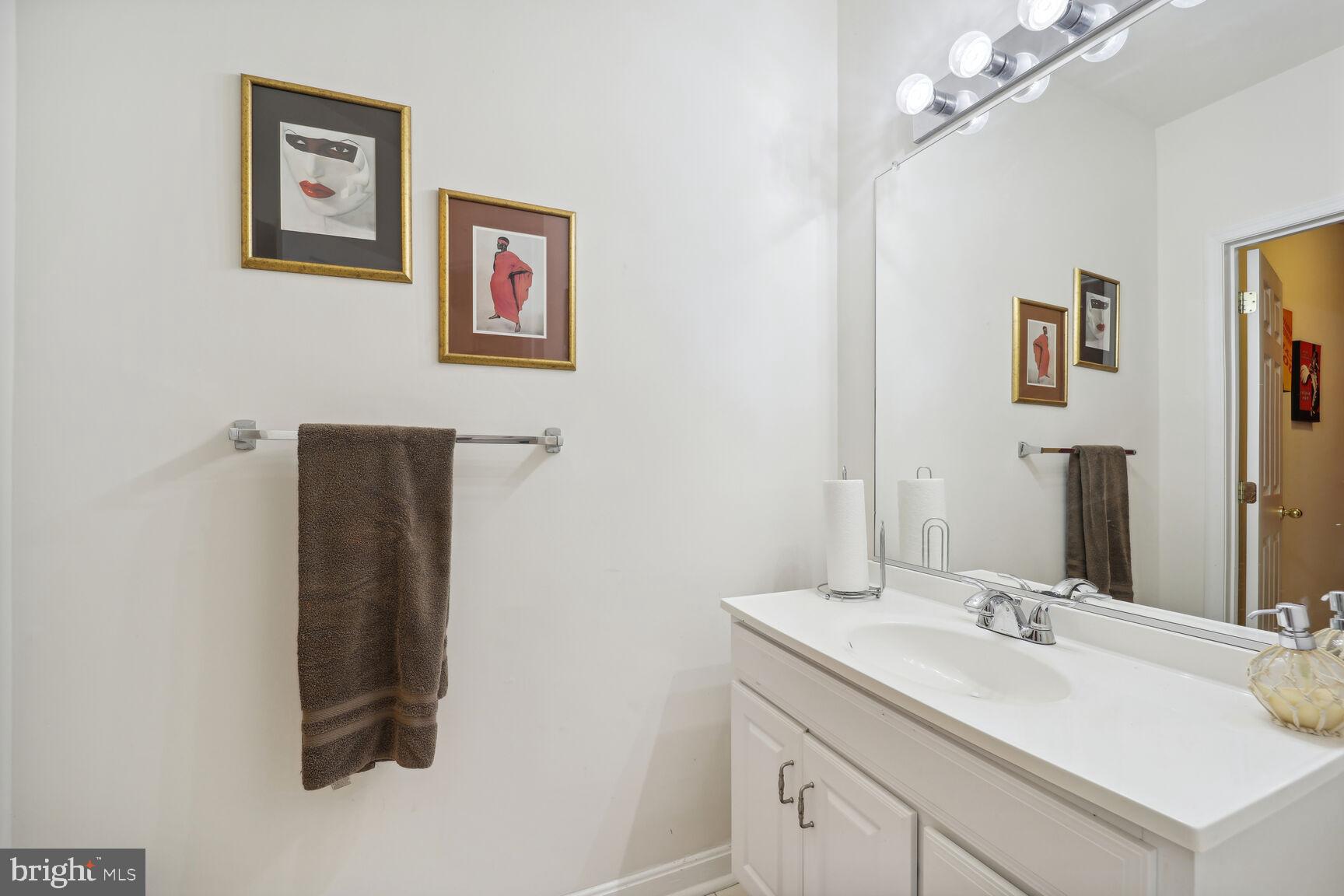 TANTALLON ON THE POTOMAC - Residential