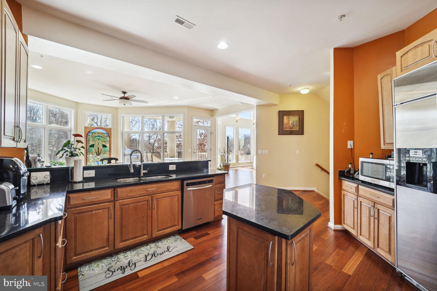 TANTALLON ON THE POTOMAC - Residential