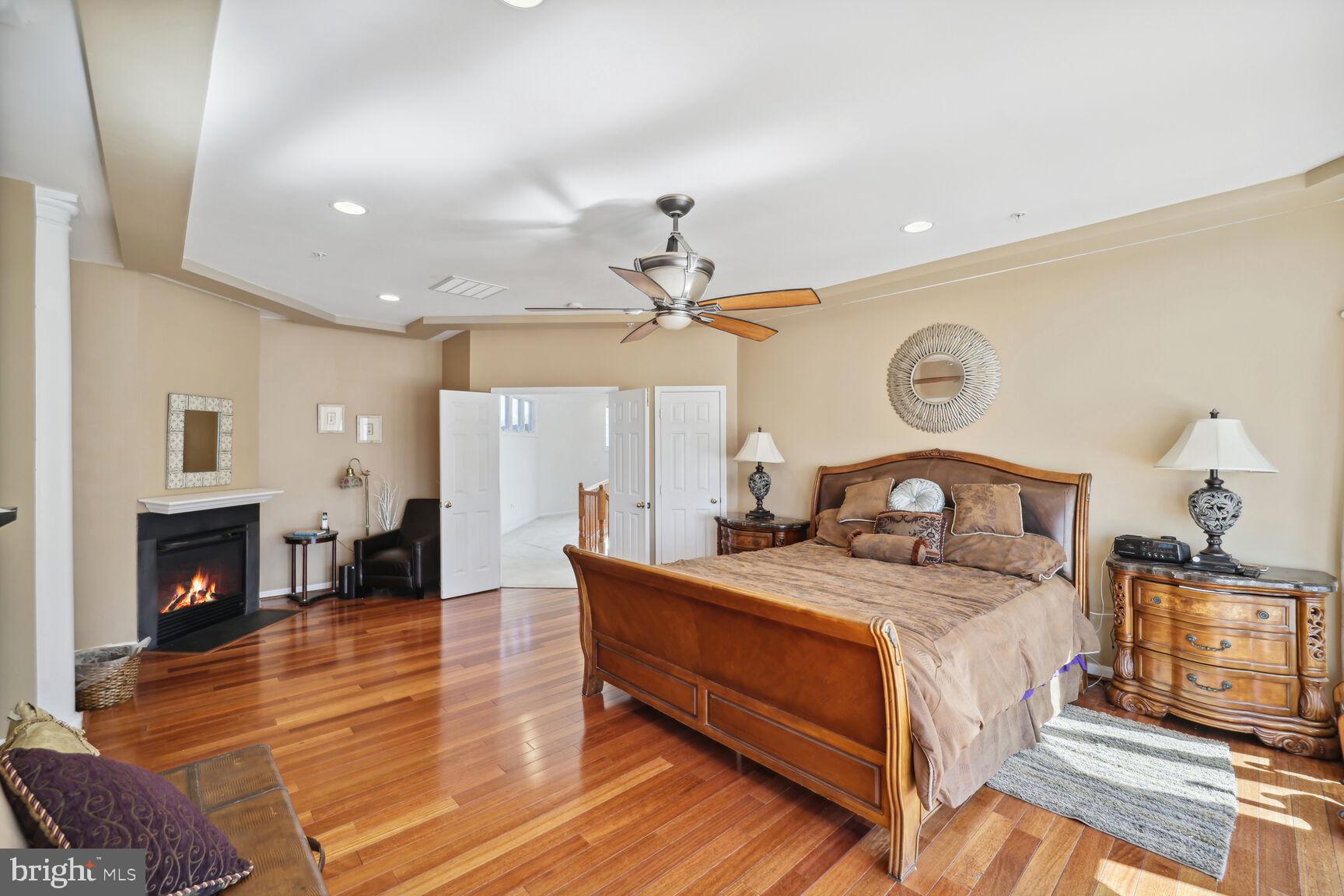 TANTALLON ON THE POTOMAC - Residential