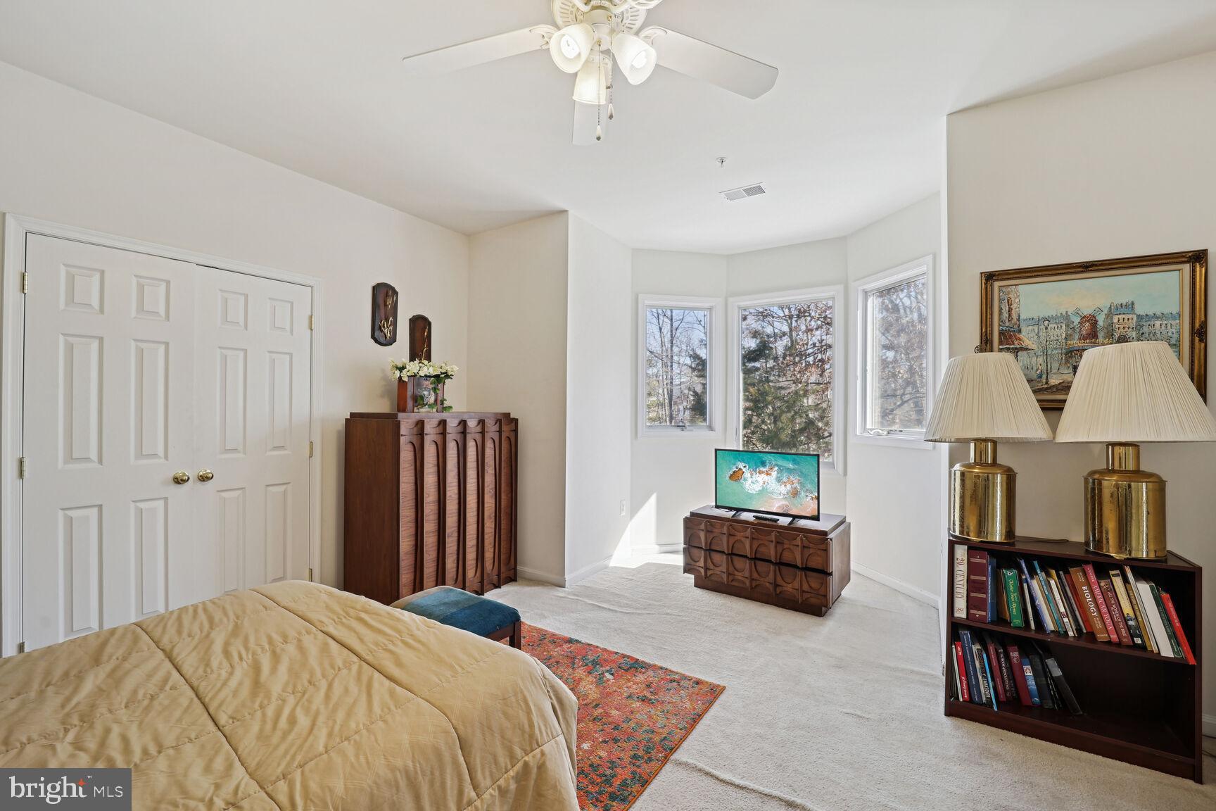 TANTALLON ON THE POTOMAC - Residential