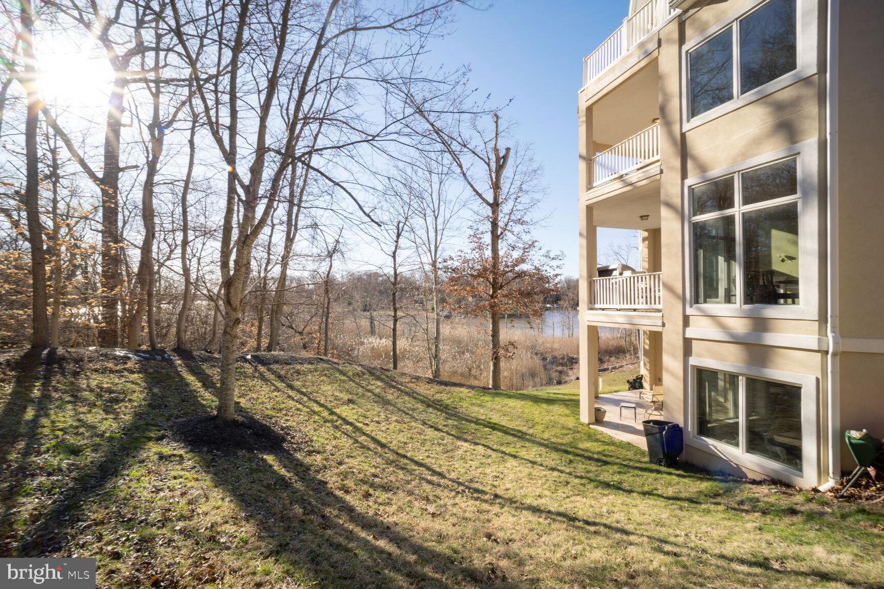 TANTALLON ON THE POTOMAC - Residential