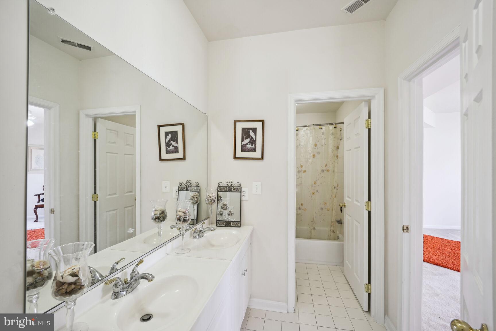 TANTALLON ON THE POTOMAC - Residential