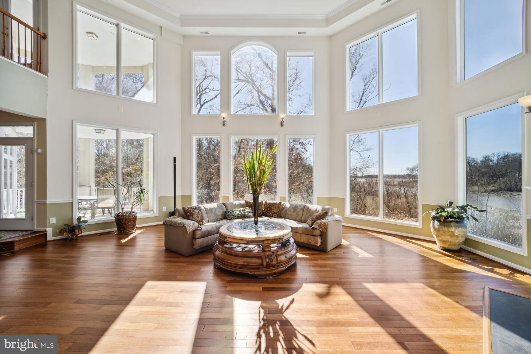 TANTALLON ON THE POTOMAC - Residential