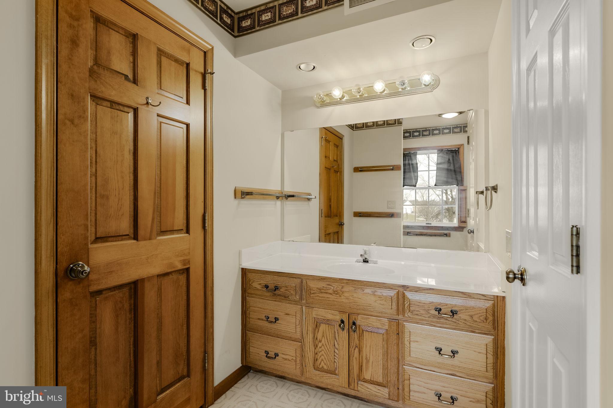 GREEN MEADOWS - Residential