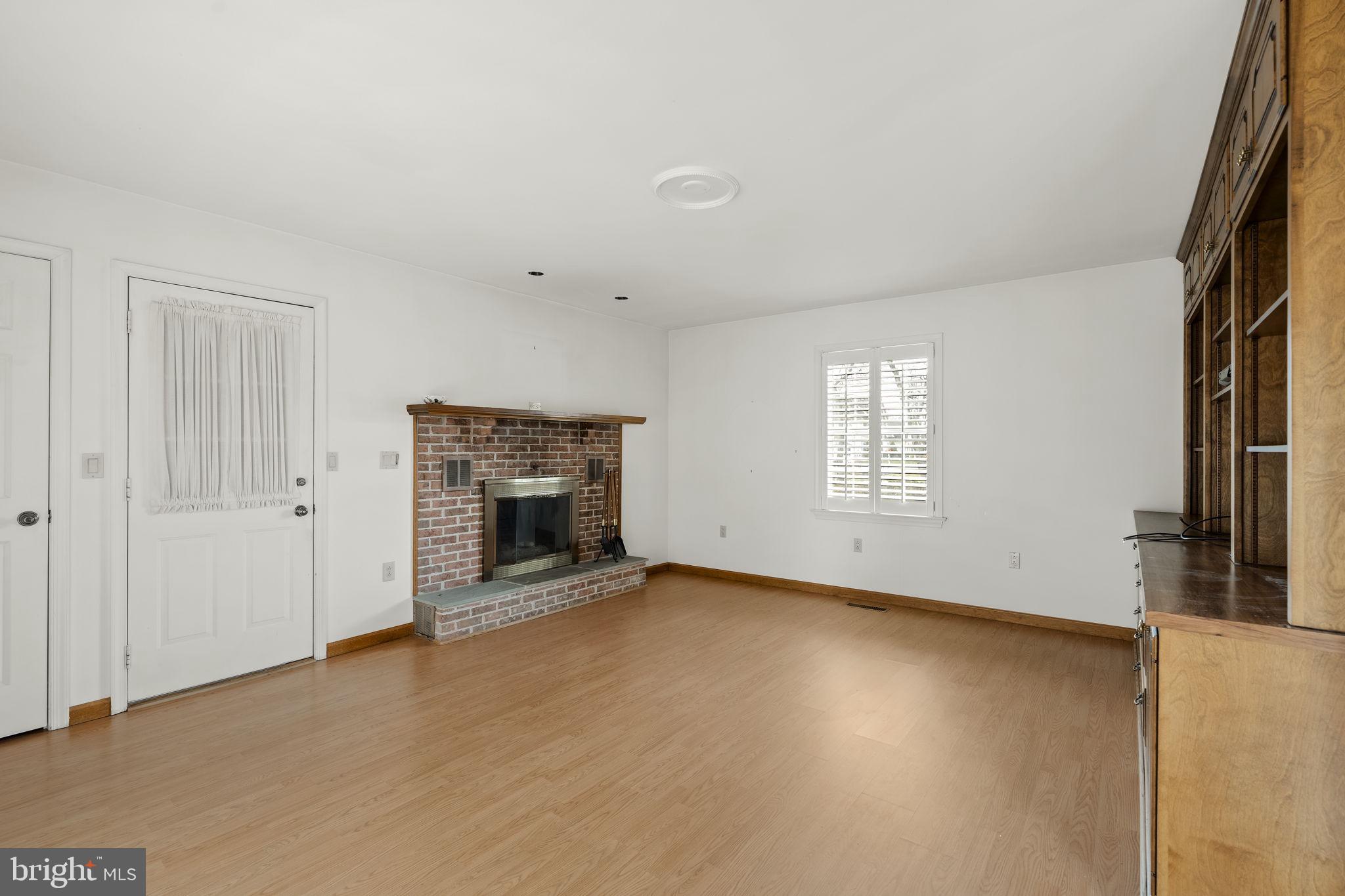 GREEN MEADOWS - Residential