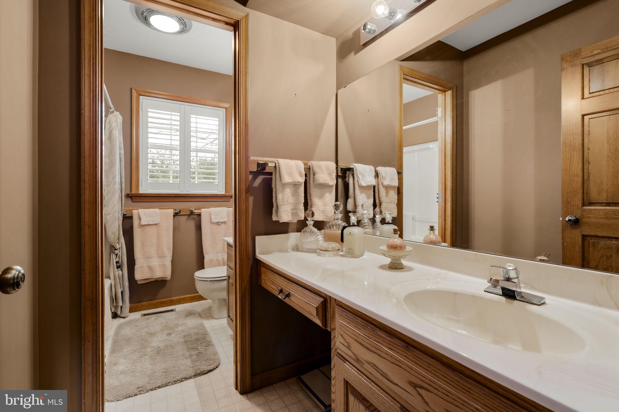 GREEN MEADOWS - Residential