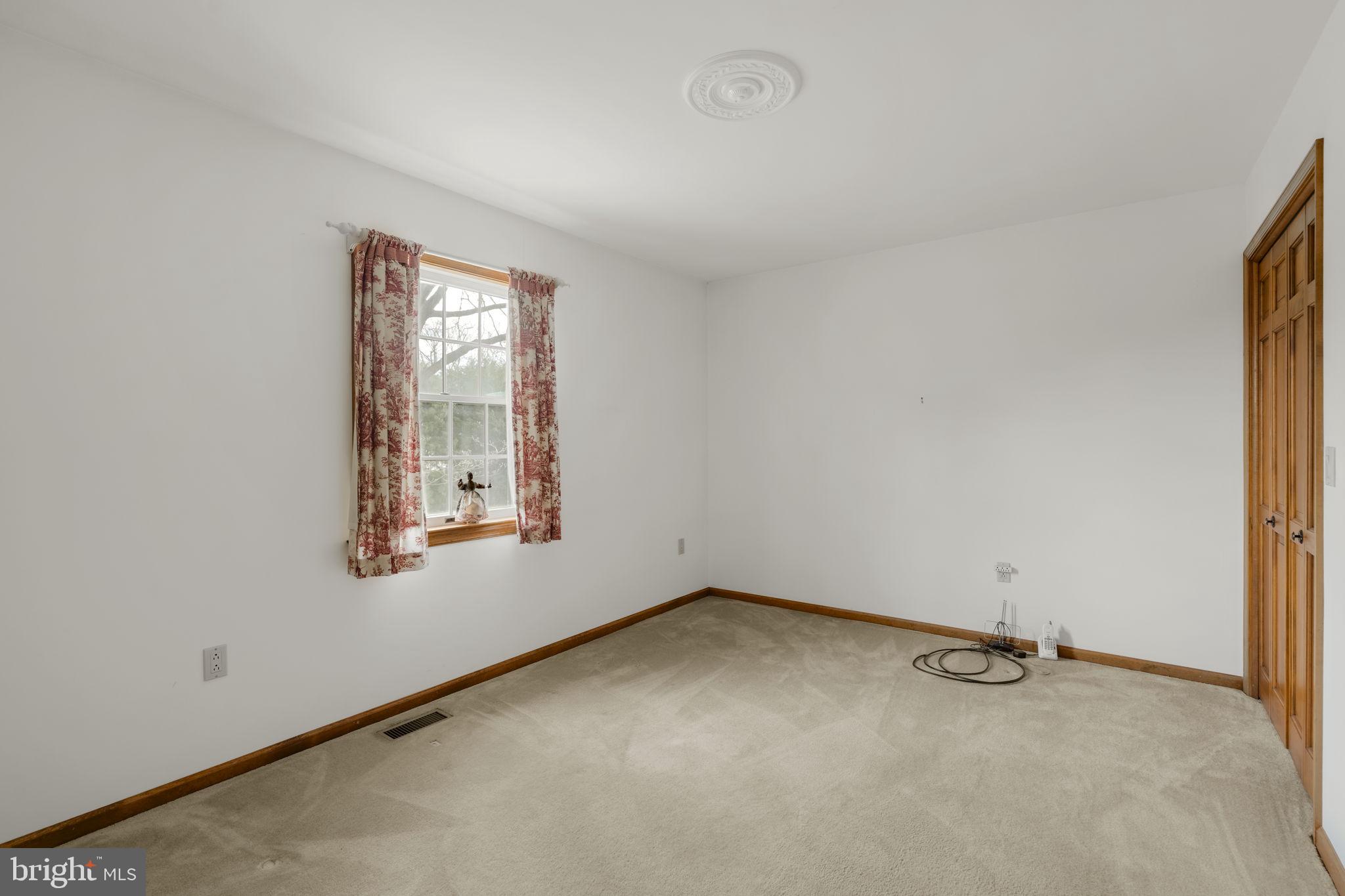 GREEN MEADOWS - Residential