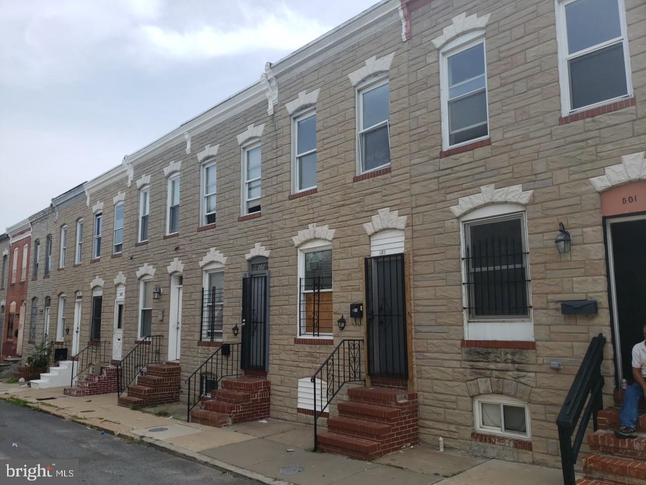 ELLWOOD PARK - Residential