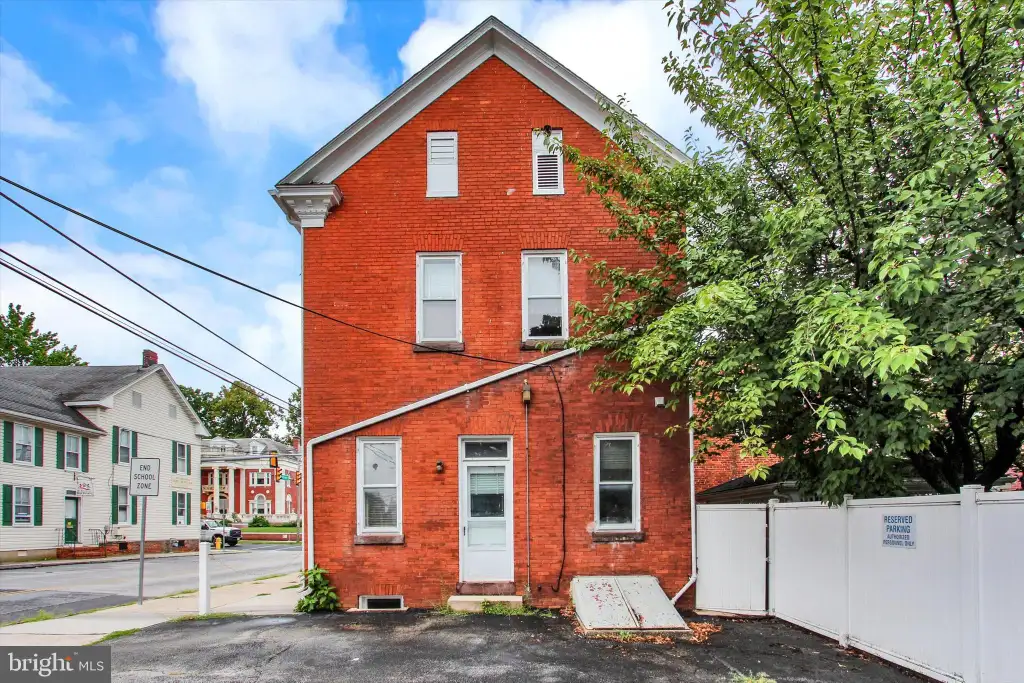 258 Baltimore Street, Hanover, PA 17331