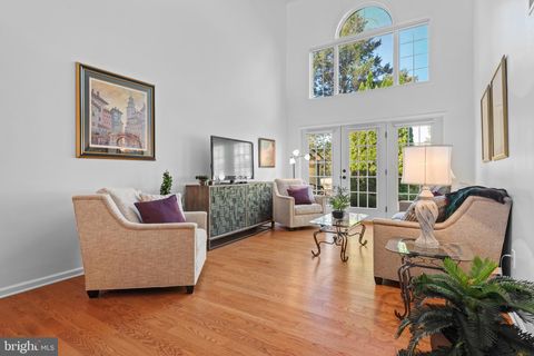 28 CARDIFF COURT LITITZ PA 17543