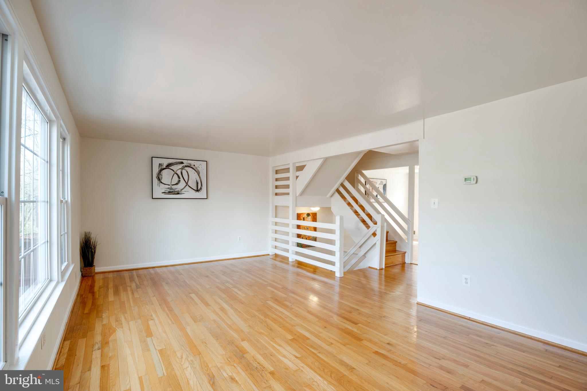 GREENWICH - Residential