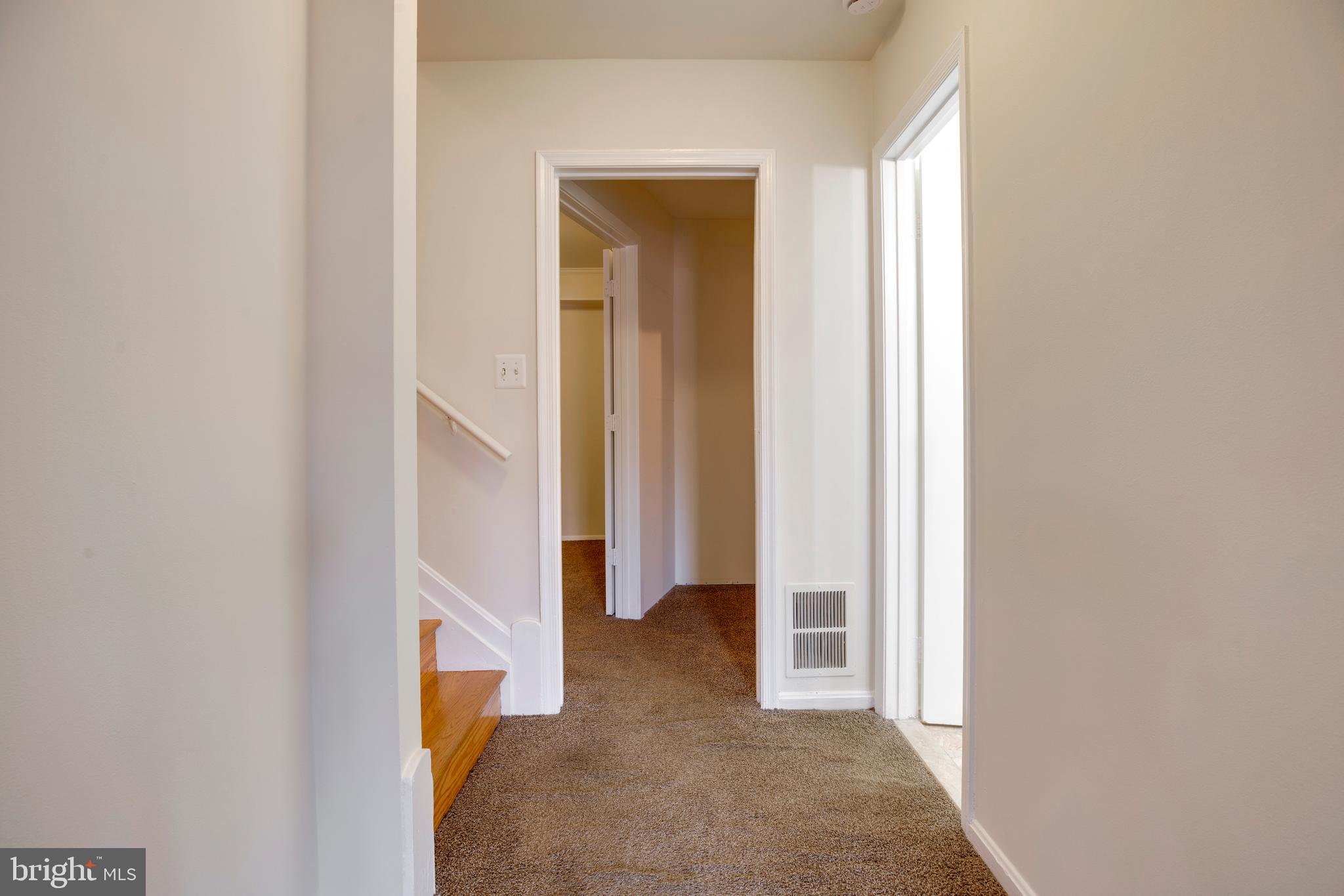 GREENWICH - Residential