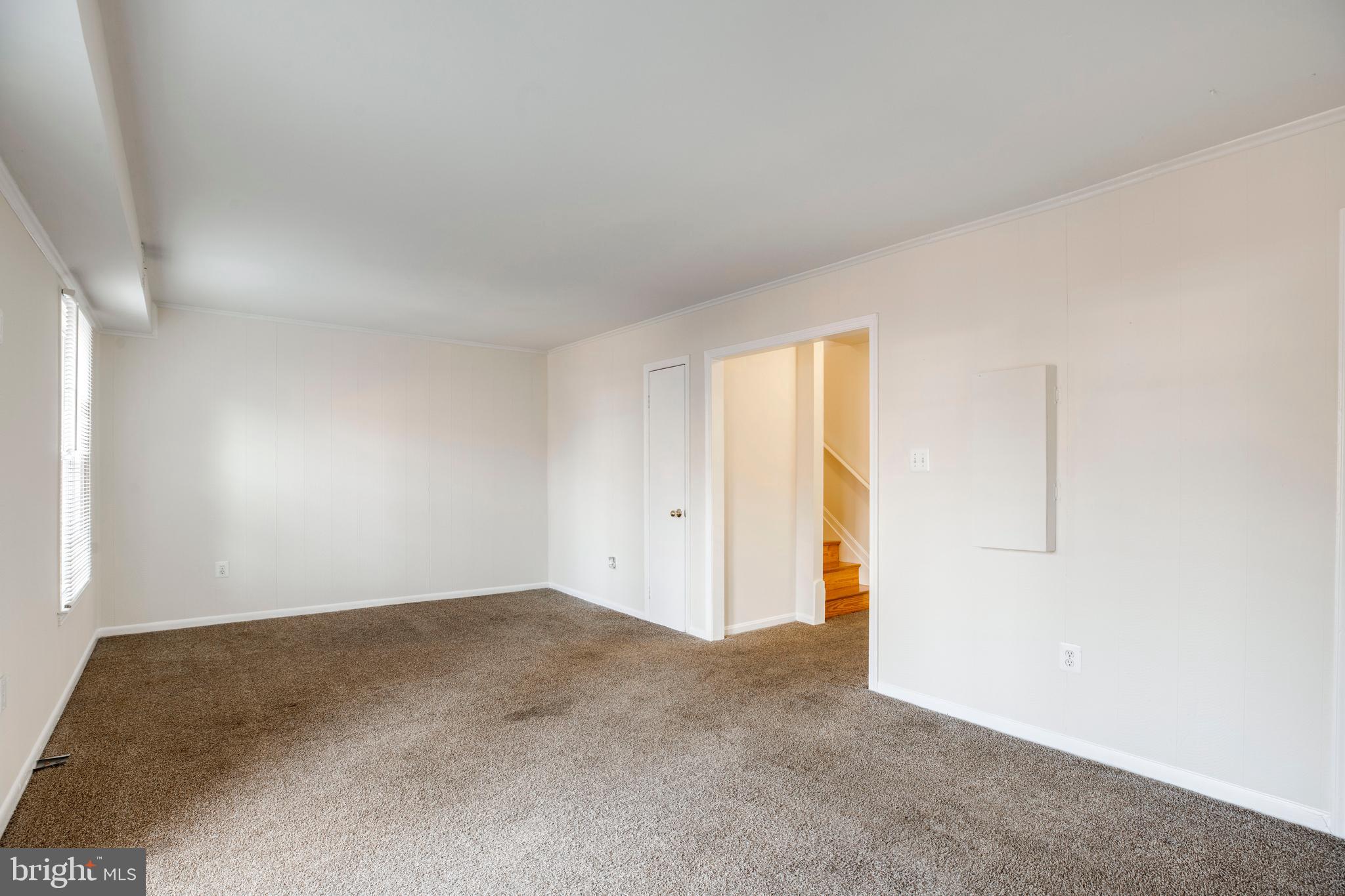 GREENWICH - Residential