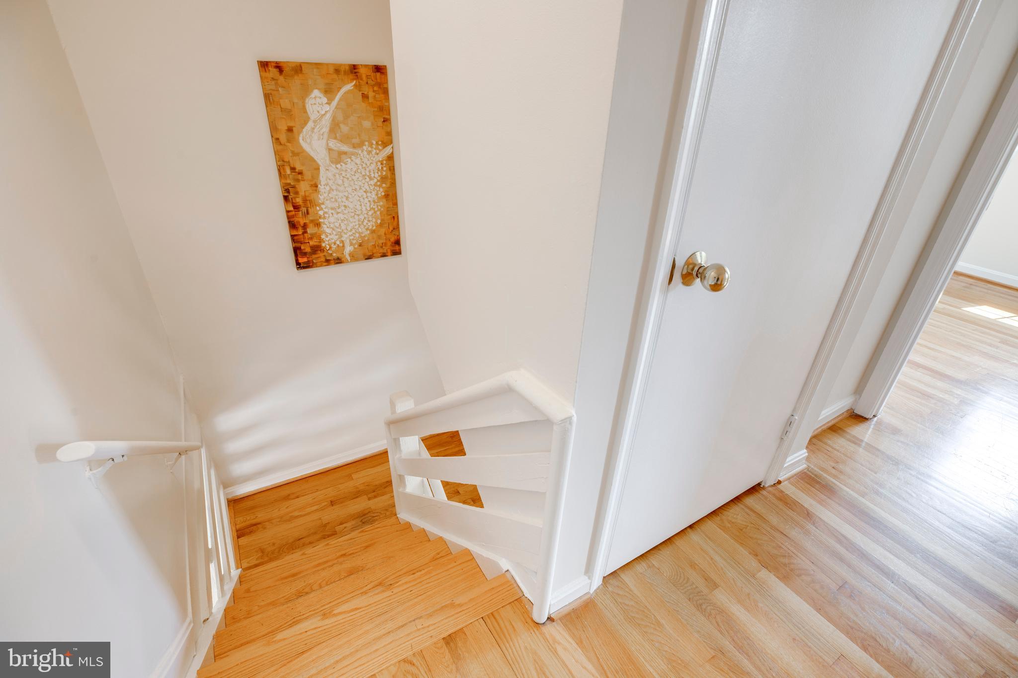 GREENWICH - Residential