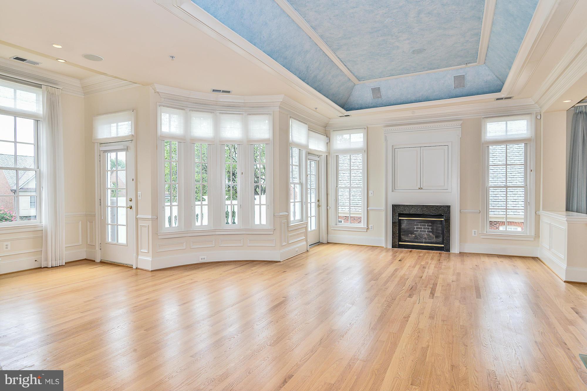 EVANS FARM - Residential