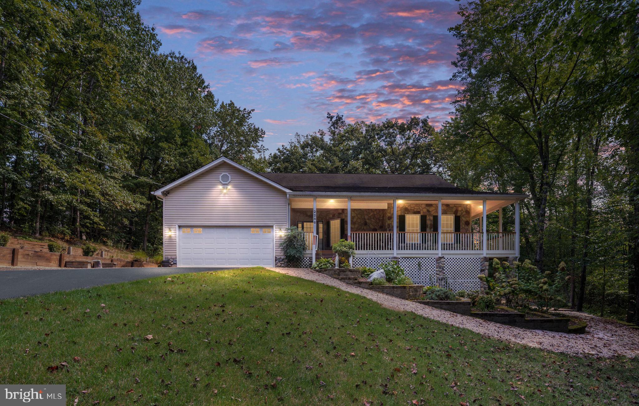 AQUIA CREEK - Residential