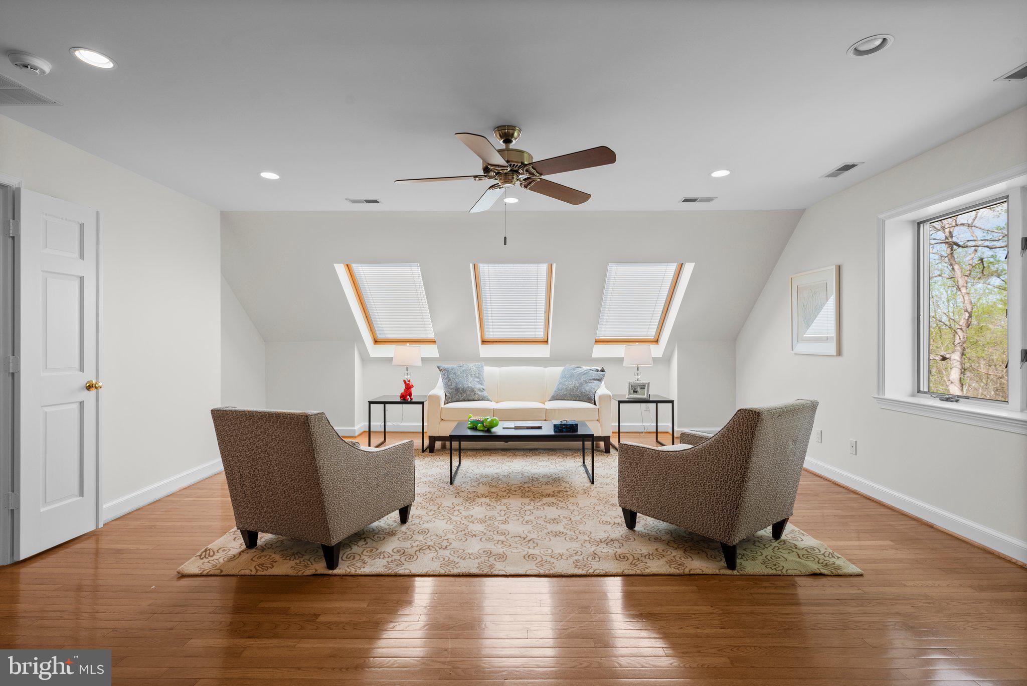 DEERFIELD - Residential