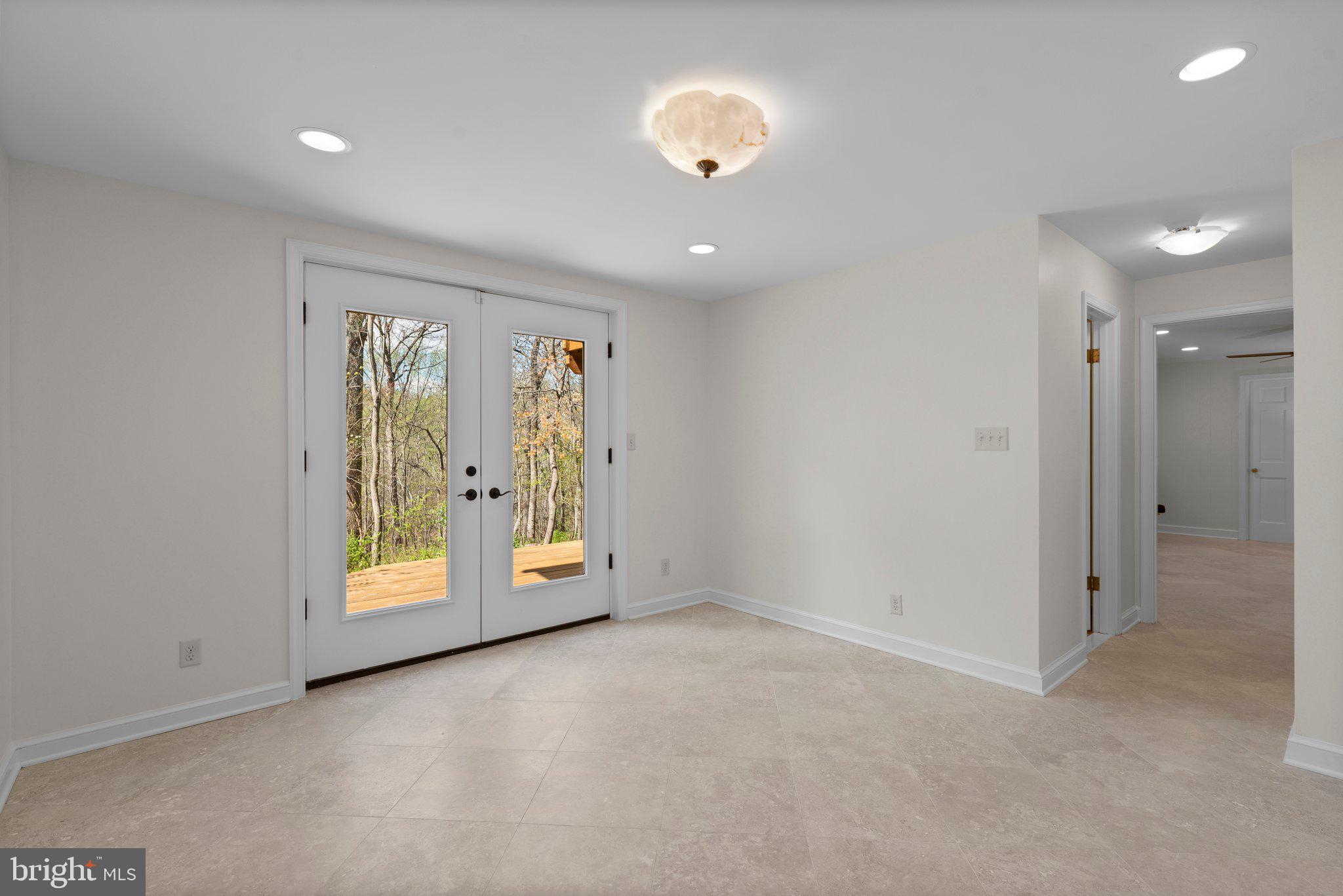 DEERFIELD - Residential