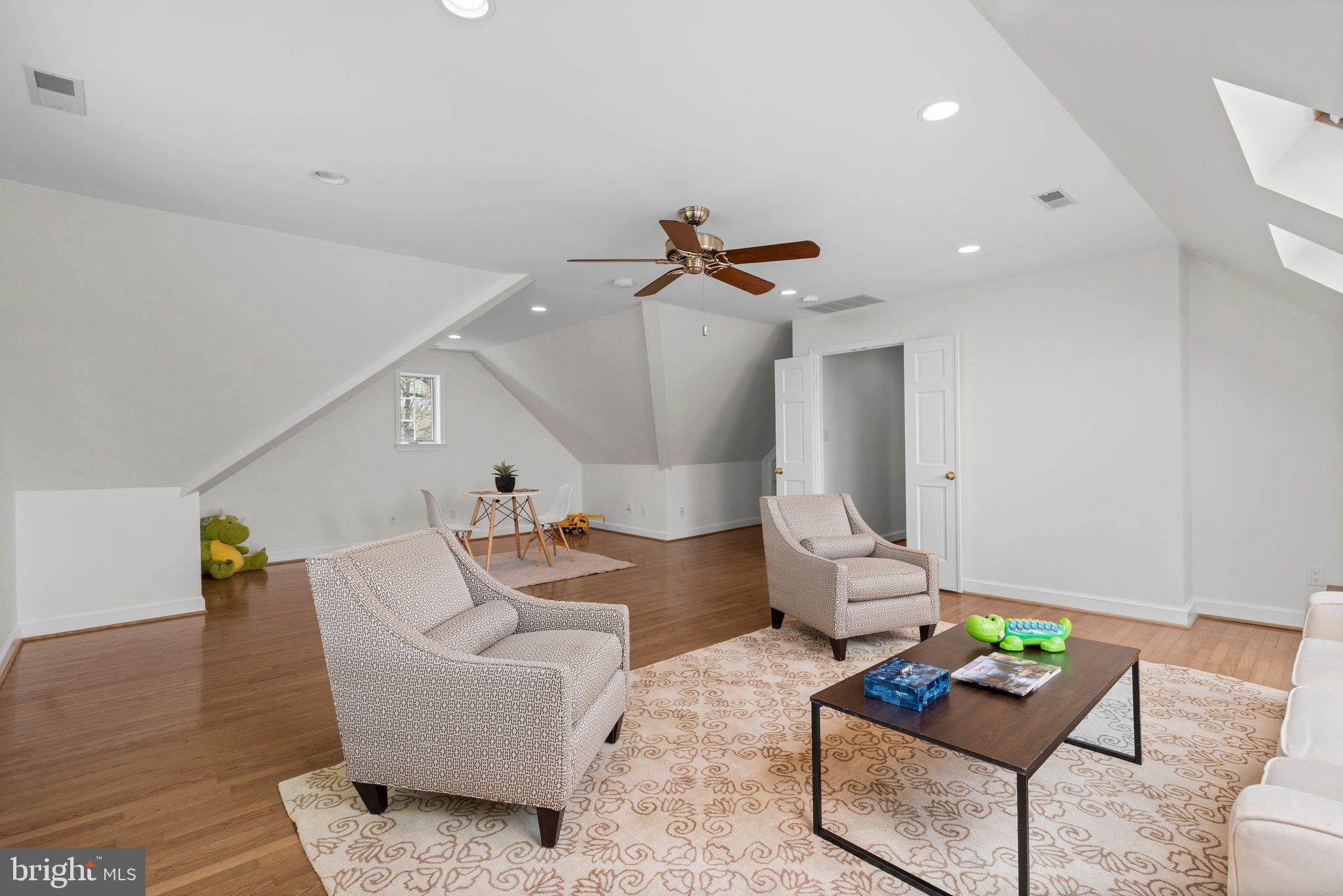 DEERFIELD - Residential