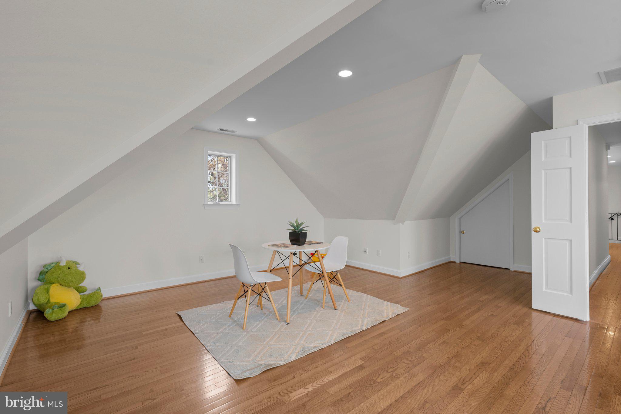 DEERFIELD - Residential