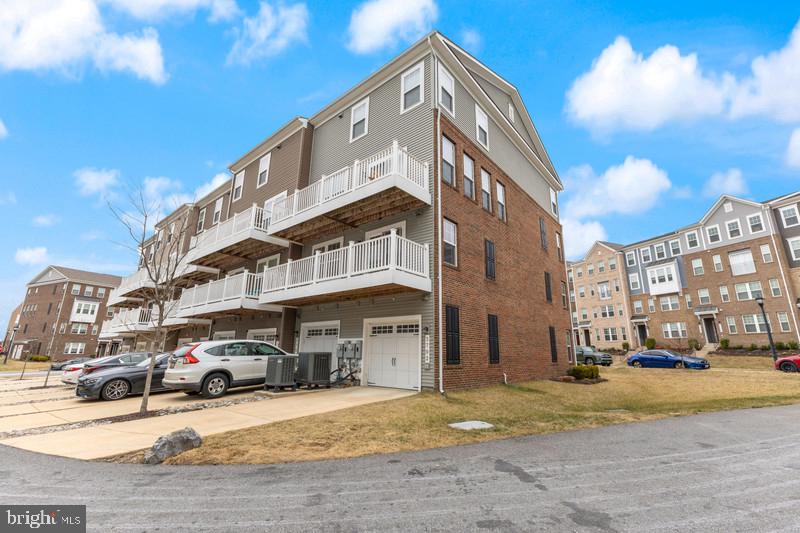 PARKSIDE AT WESTPHALIA - Residential