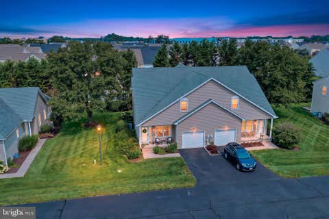 Townhouse For Sale - 25 Lauras Way #27<br/> REHOBOTH BEACH, DE 19971