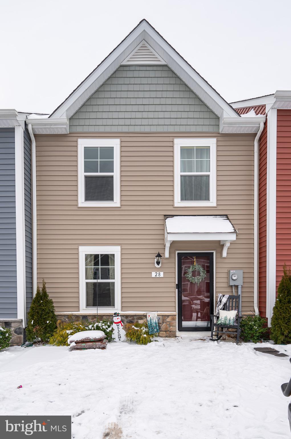 WHISPERING PINES - Residential