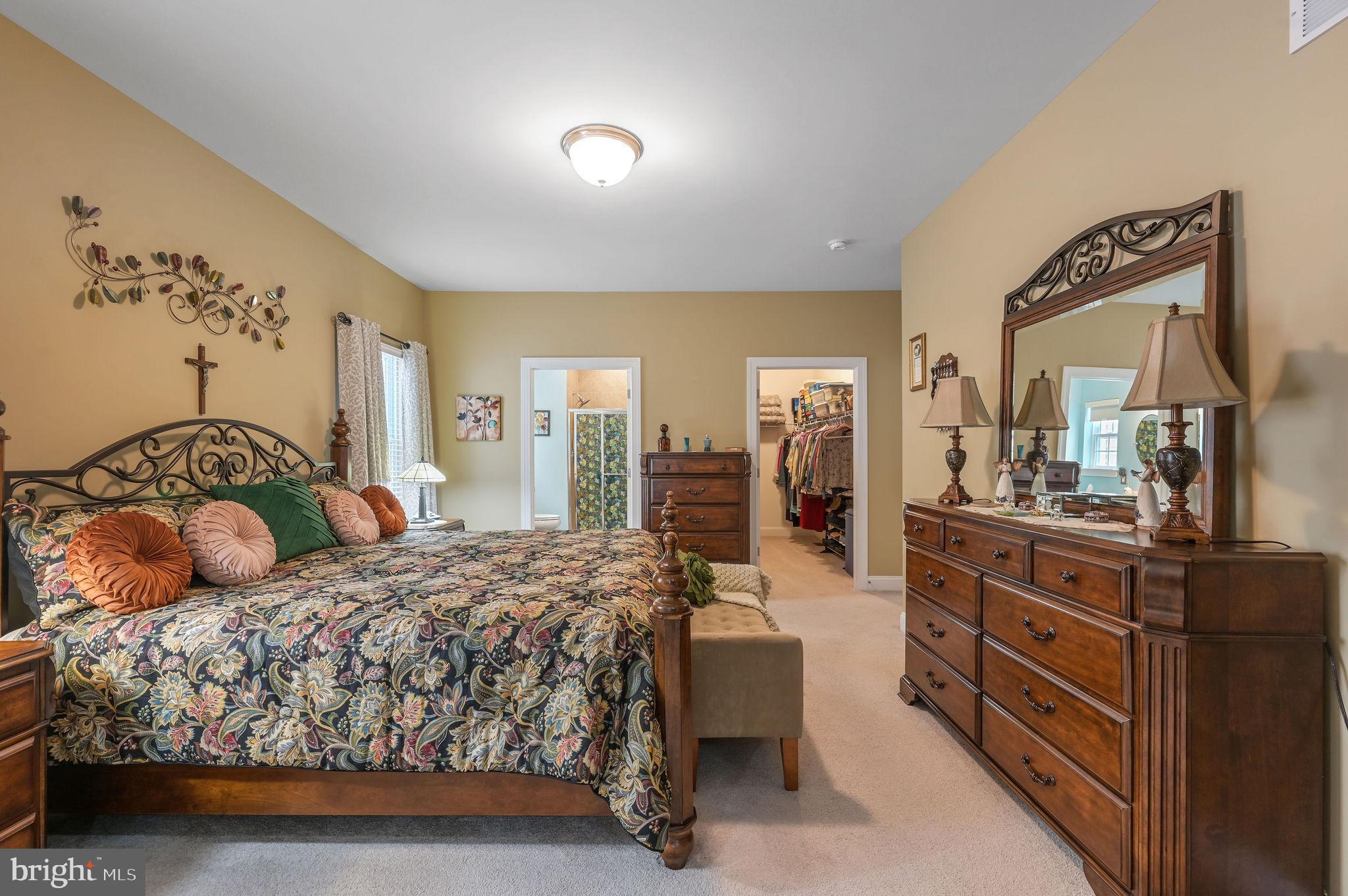 VILLAGE OF EASTRIDGE - Residential