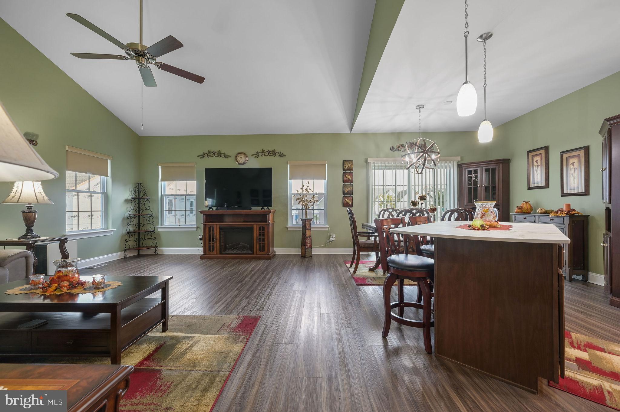 VILLAGE OF EASTRIDGE - Residential