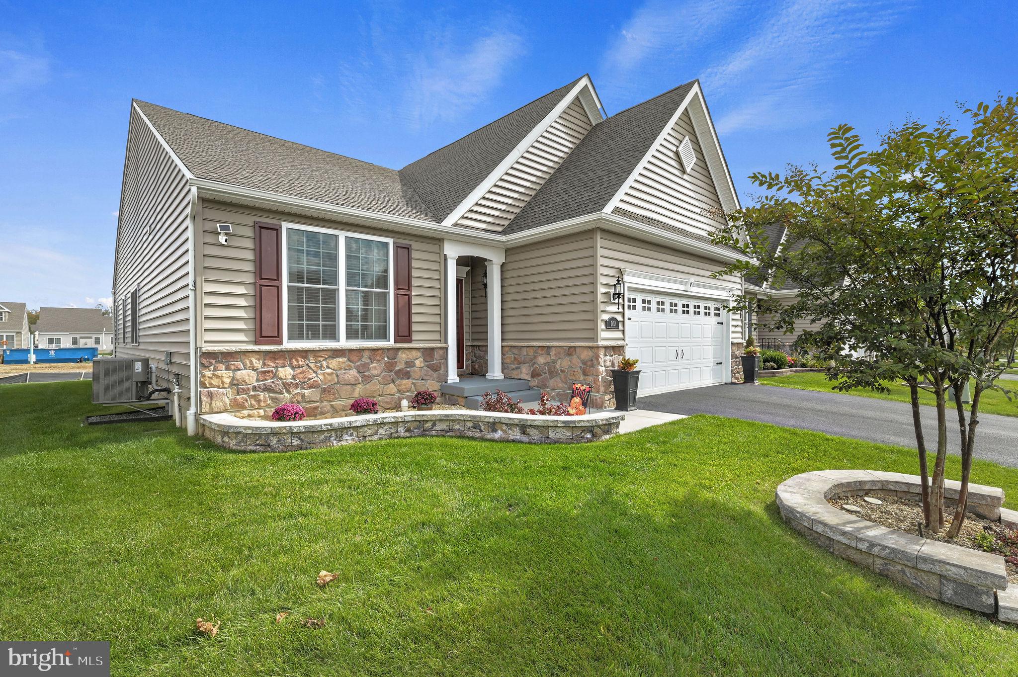 100 NEW VILLAGE LANE