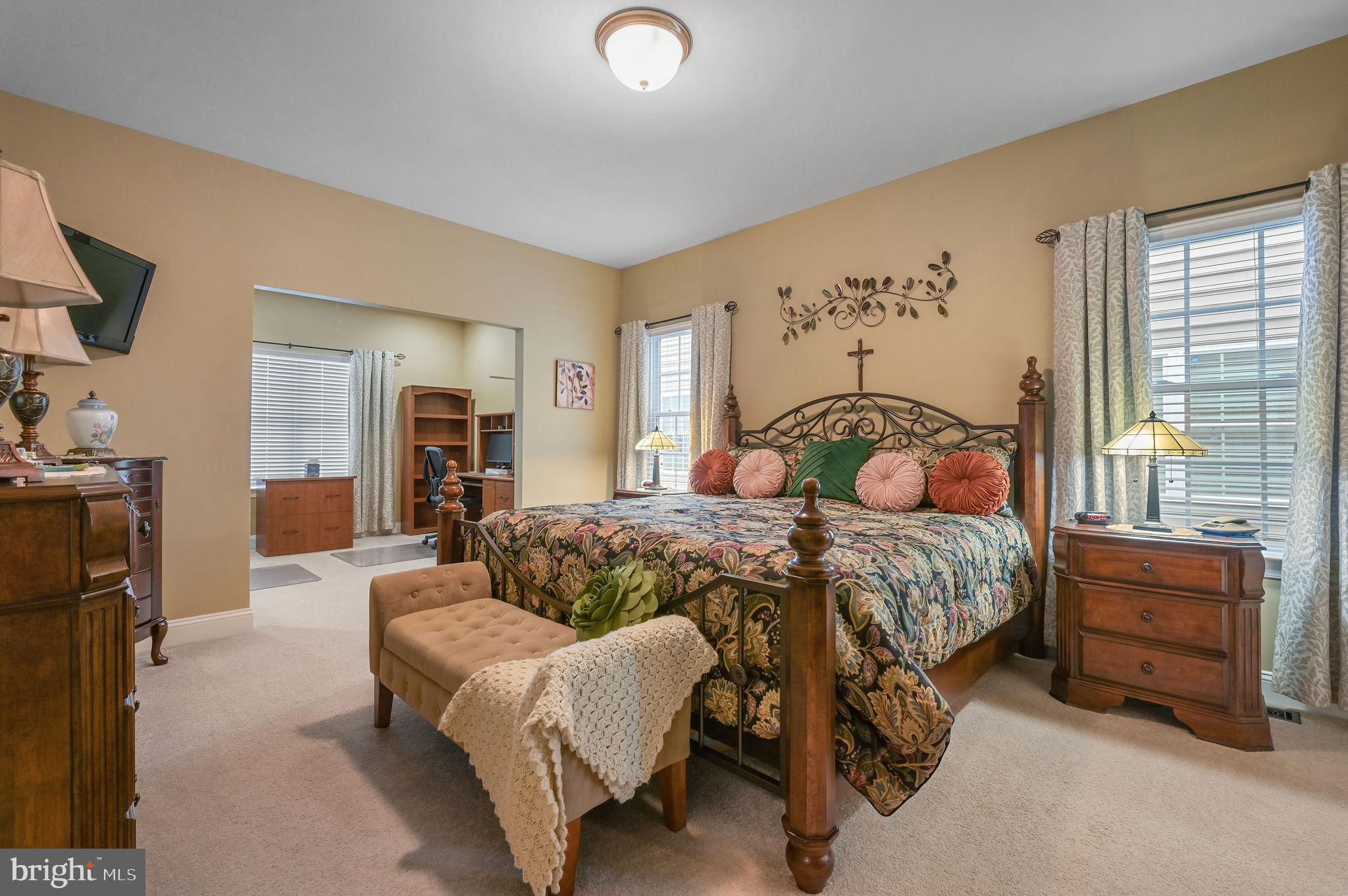 VILLAGE OF EASTRIDGE - Residential