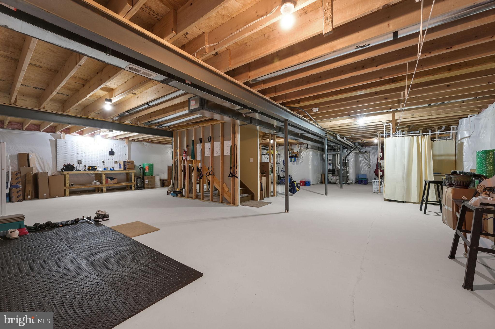 VILLAGE OF EASTRIDGE - Residential