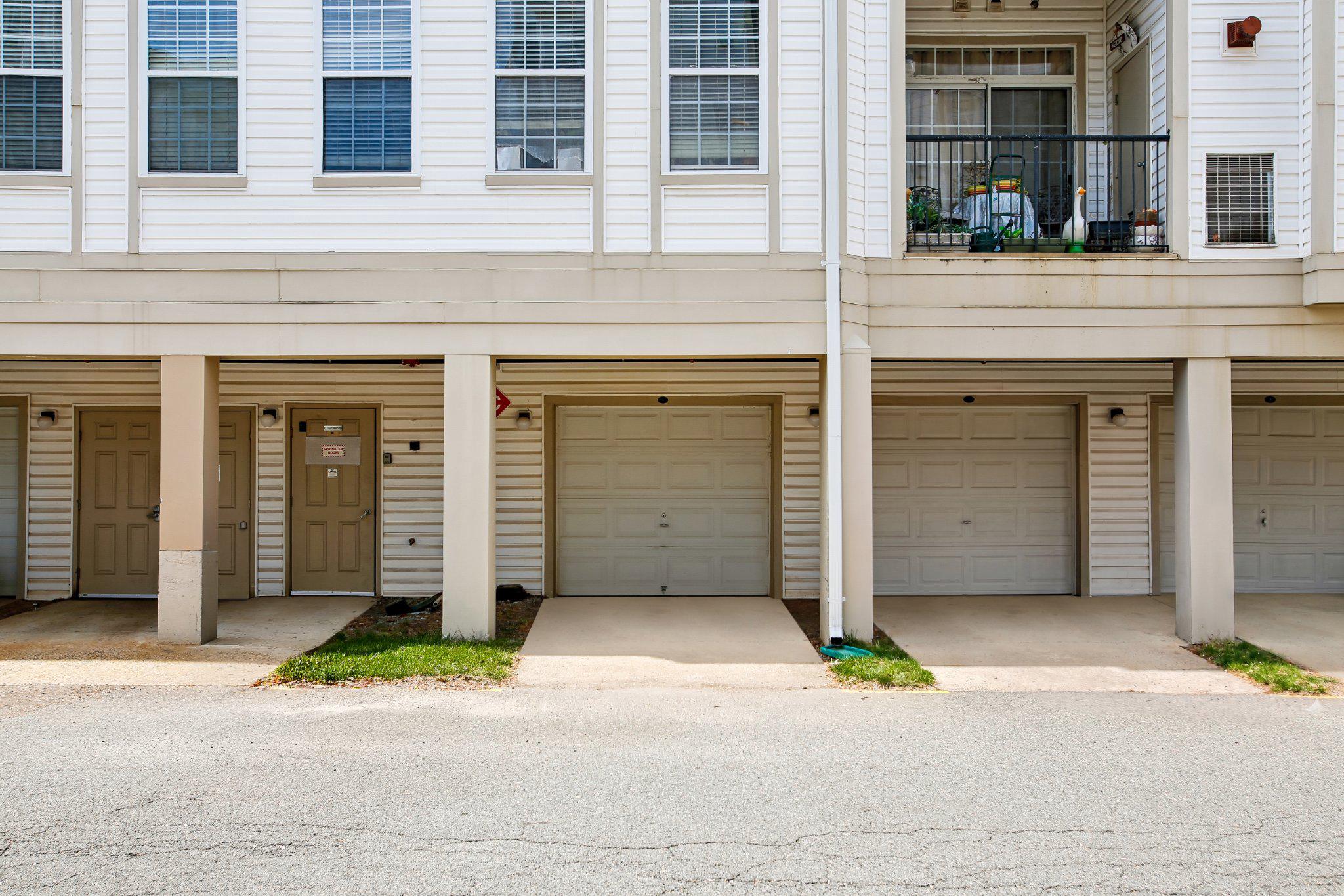 COURTS AT WESCOTT RIDGE - Residential