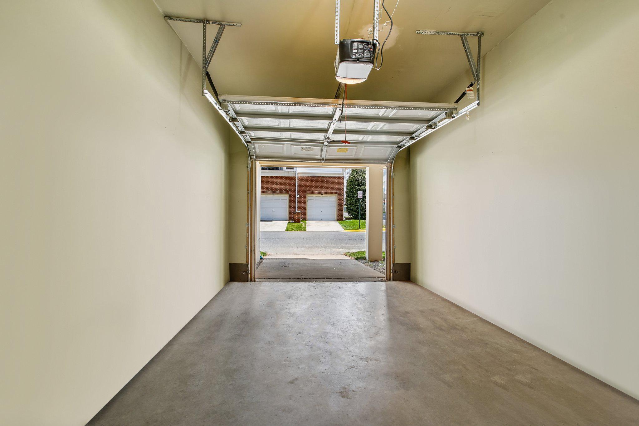 COURTS AT WESCOTT RIDGE - Residential
