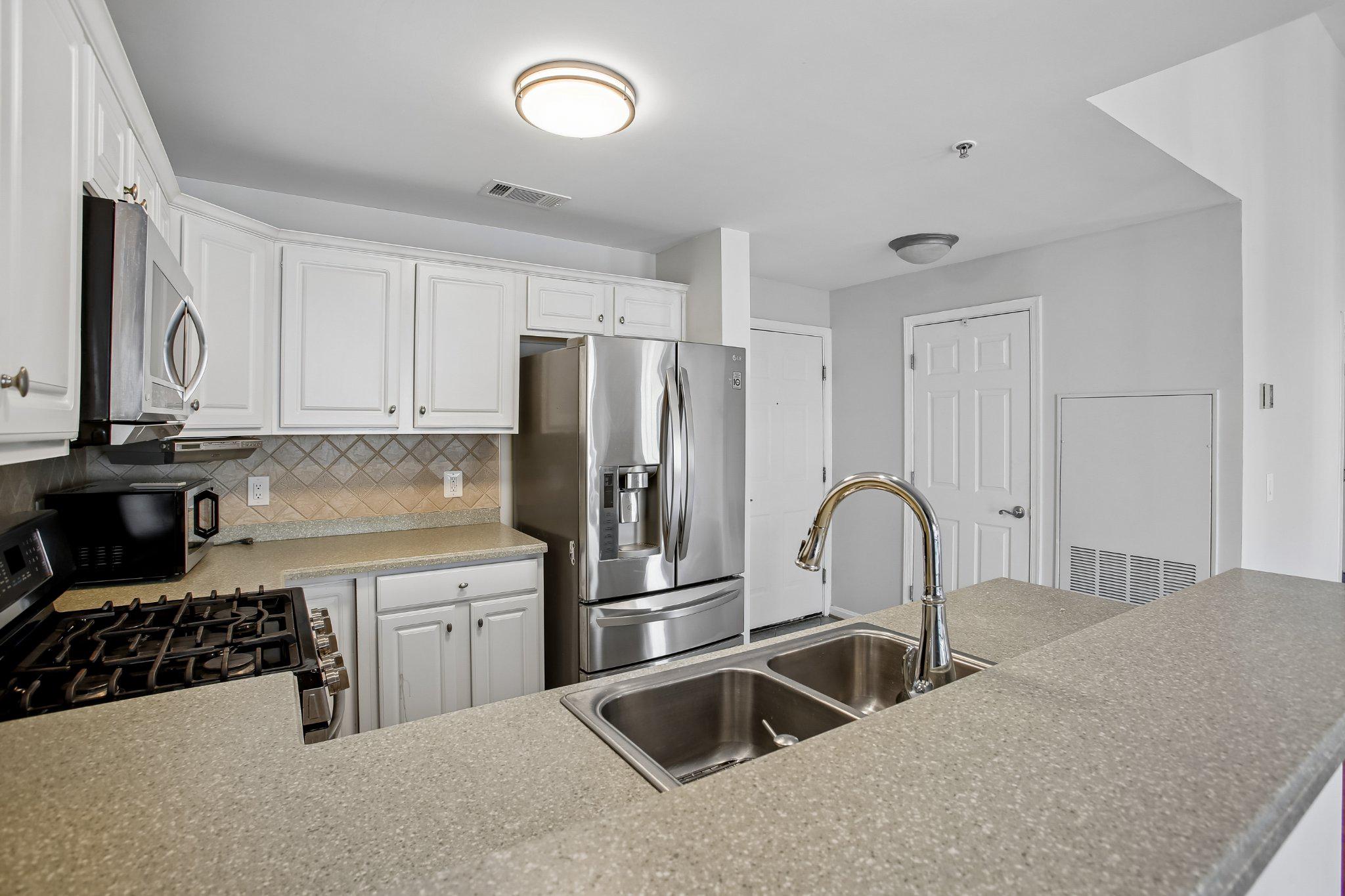 COURTS AT WESCOTT RIDGE - Residential