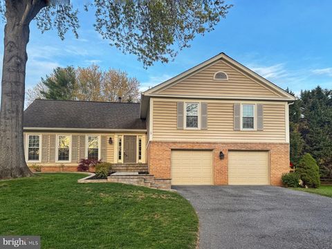 6 CHANCELET COURT ROCKVILLE MD 20852