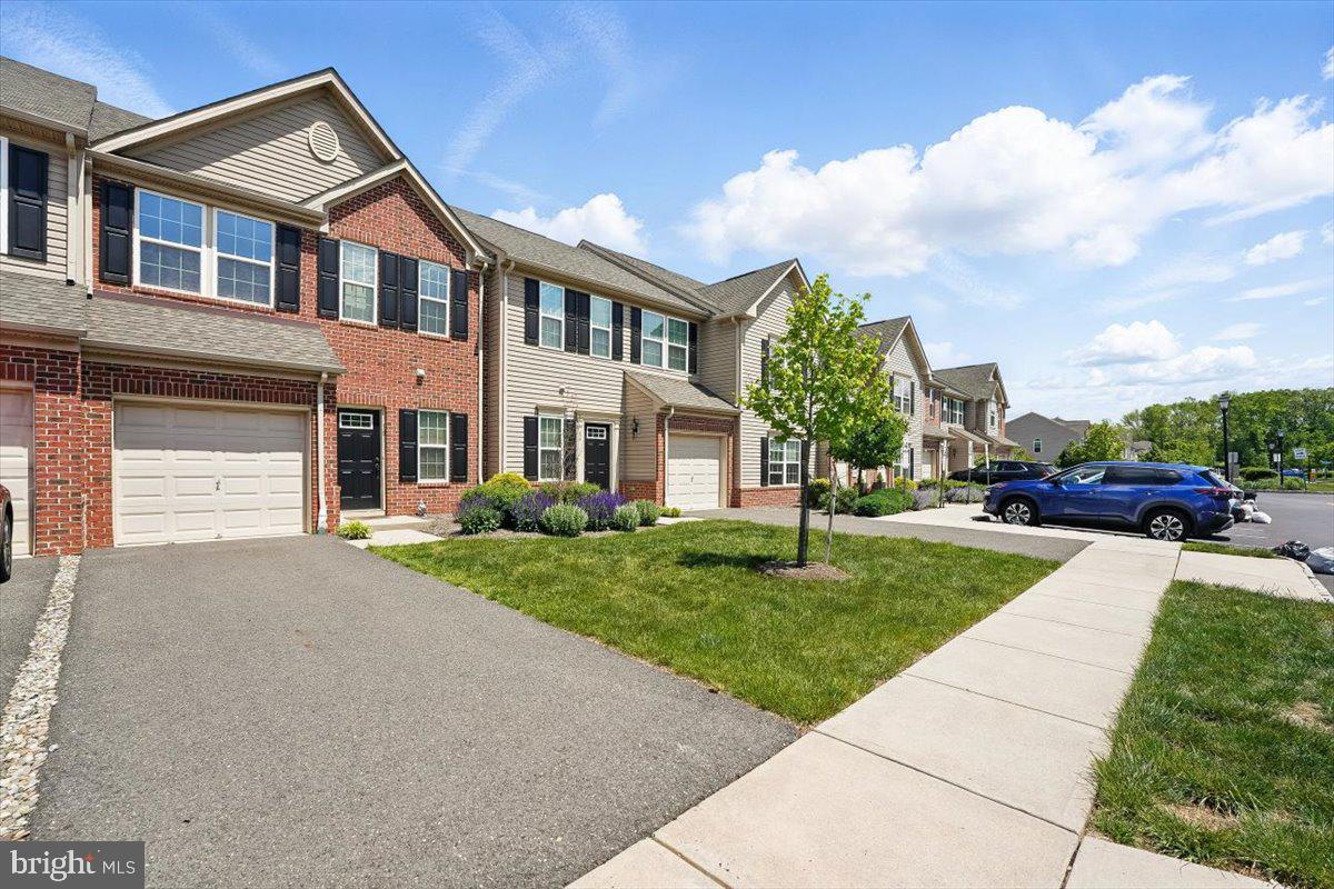 18 SUNDANCE DRIVE