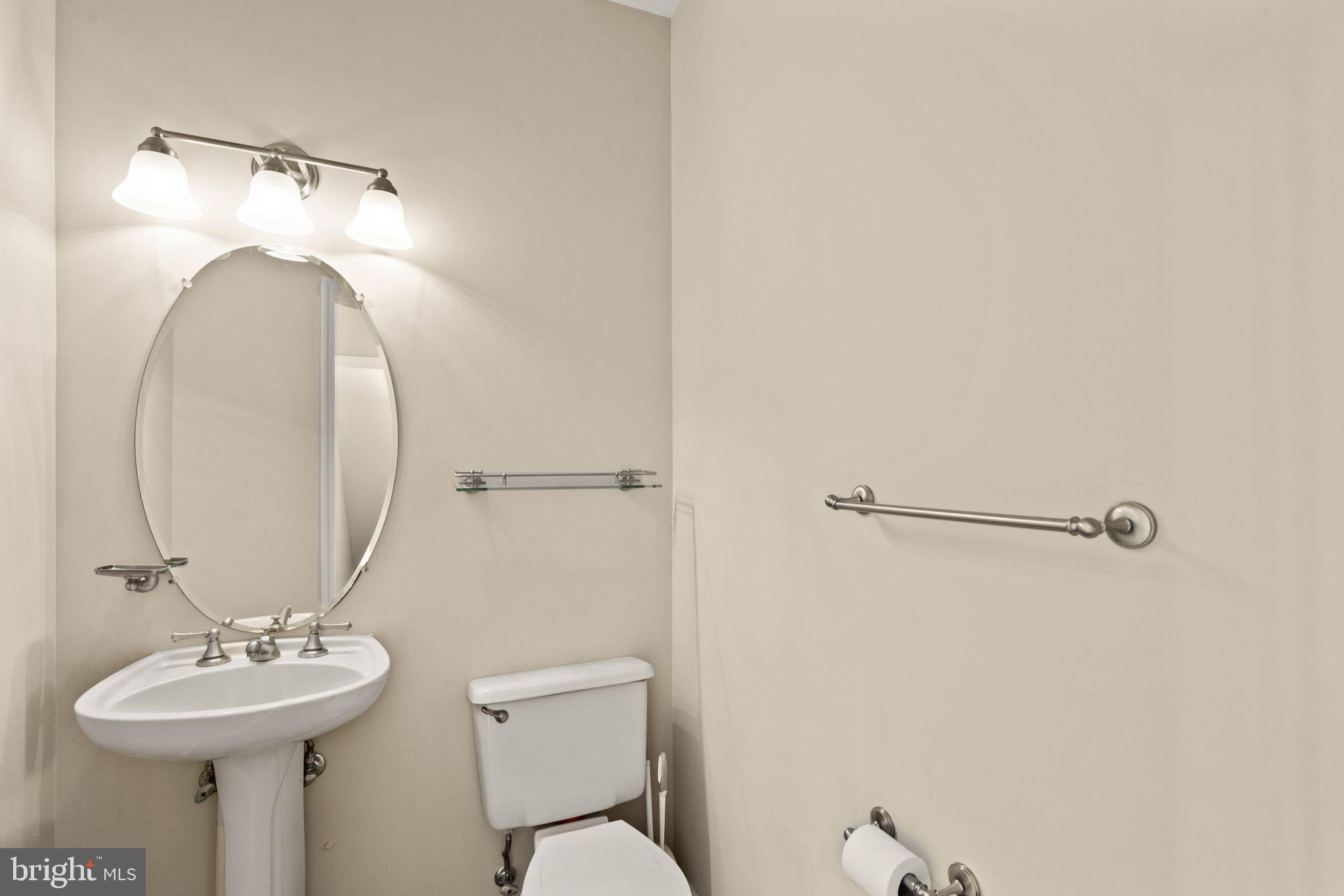 CRIPPENS CORNER - Residential Lease