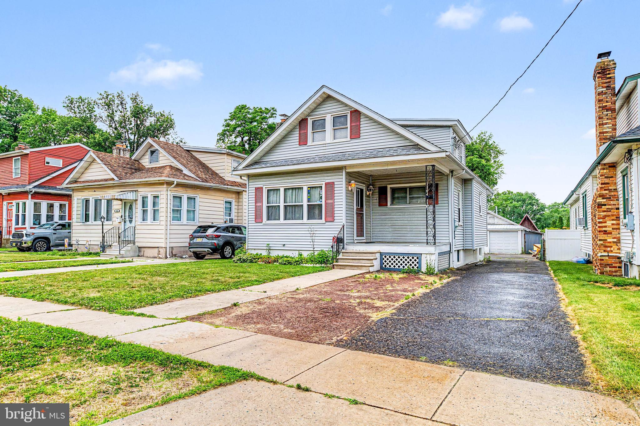34 RIDGEWAY AVENUE