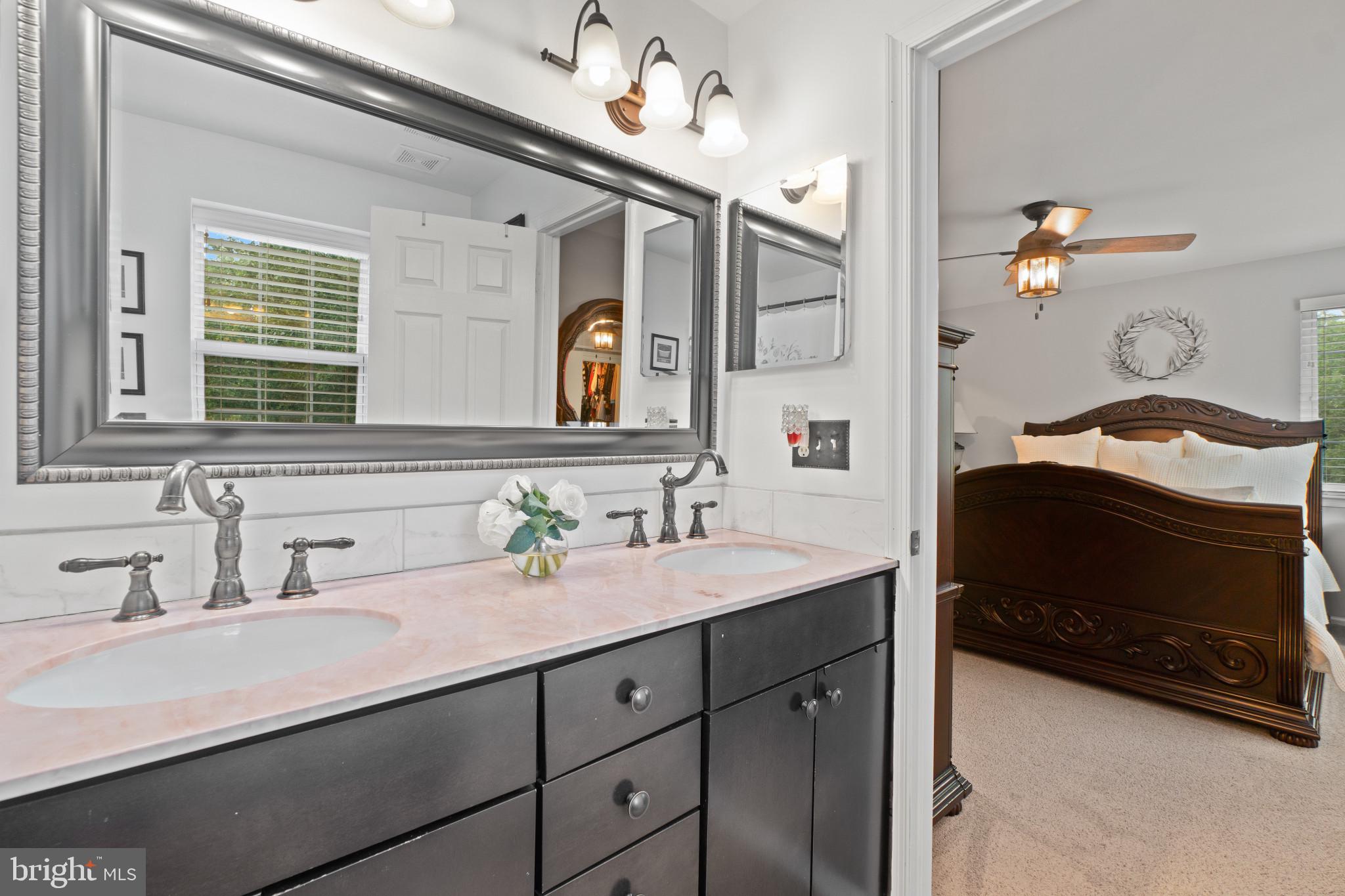 WILLOW HILL - Residential