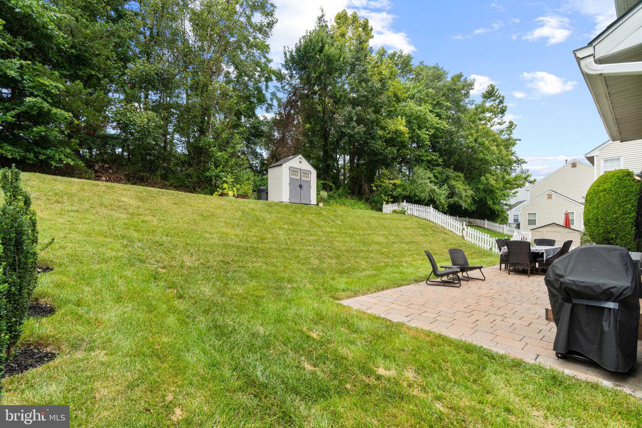 WILLOW HILL - Residential