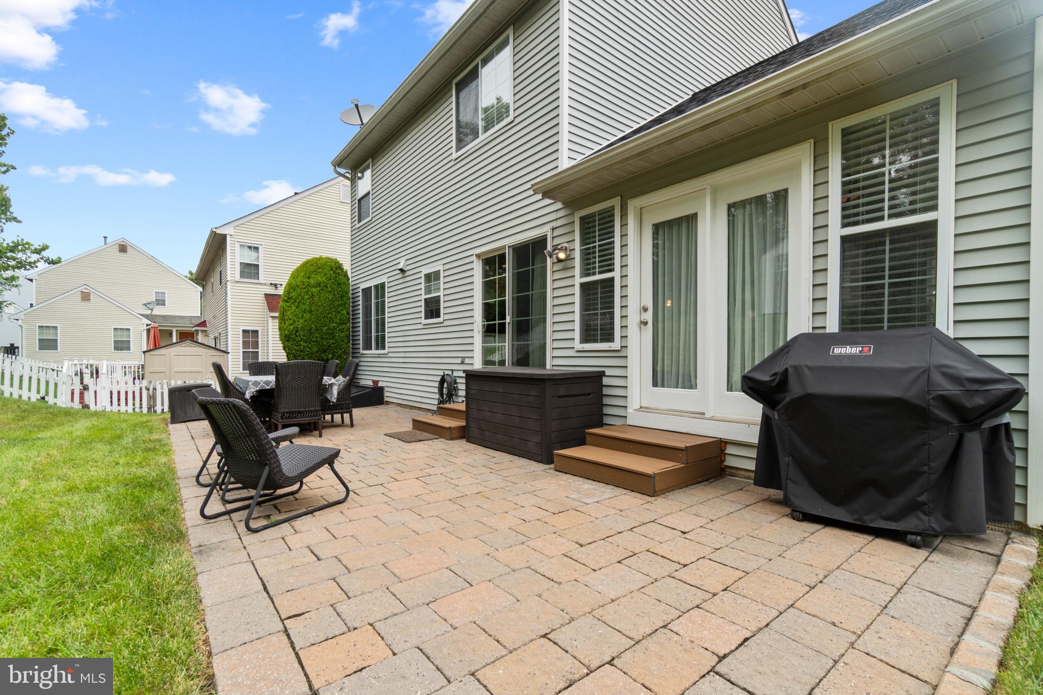 WILLOW HILL - Residential