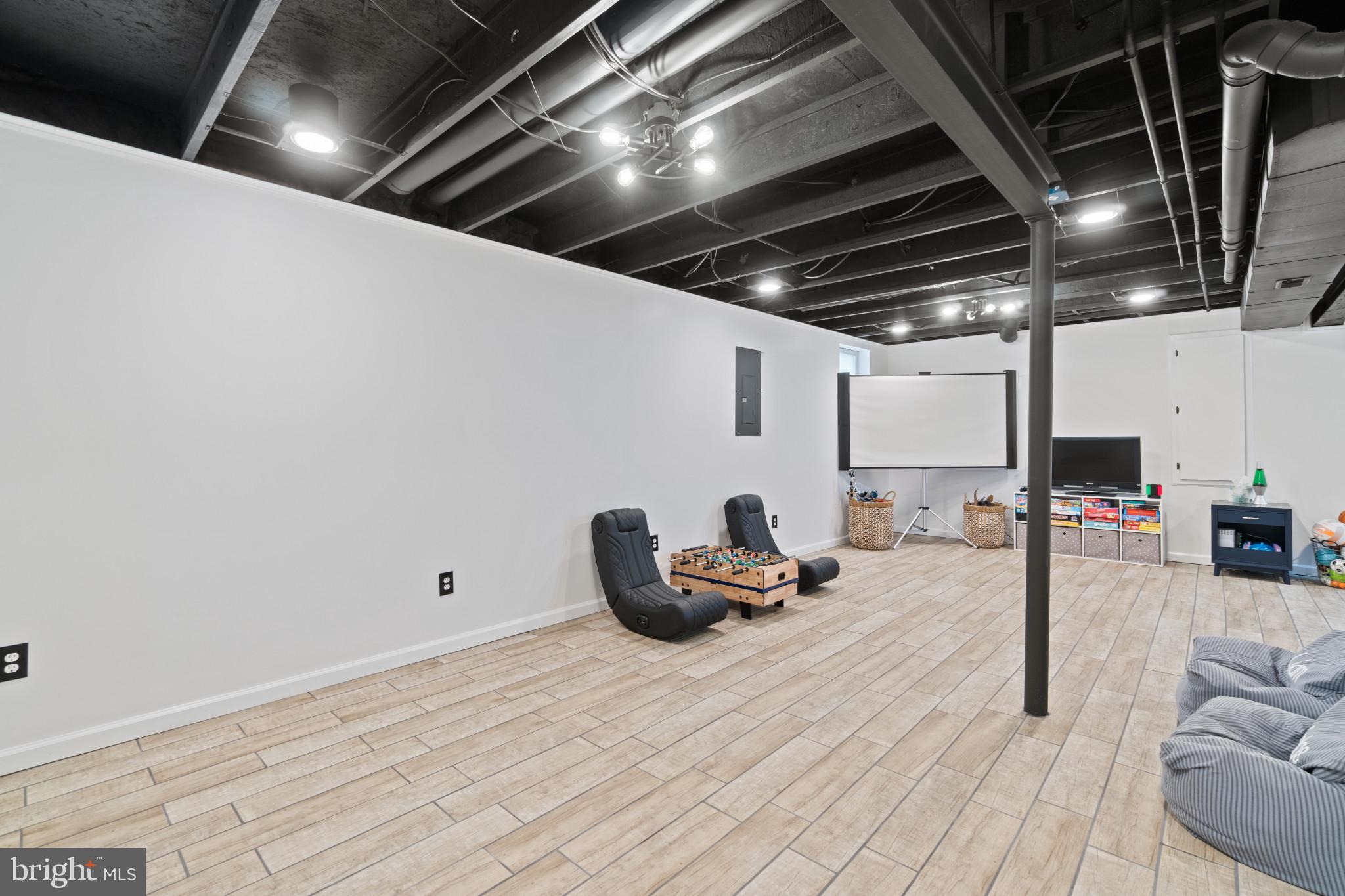 WILLOW HILL - Residential